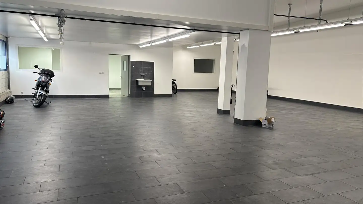 Commerciale in affitto - Les Evalins 2a, 2740 Moutier - Photo 4