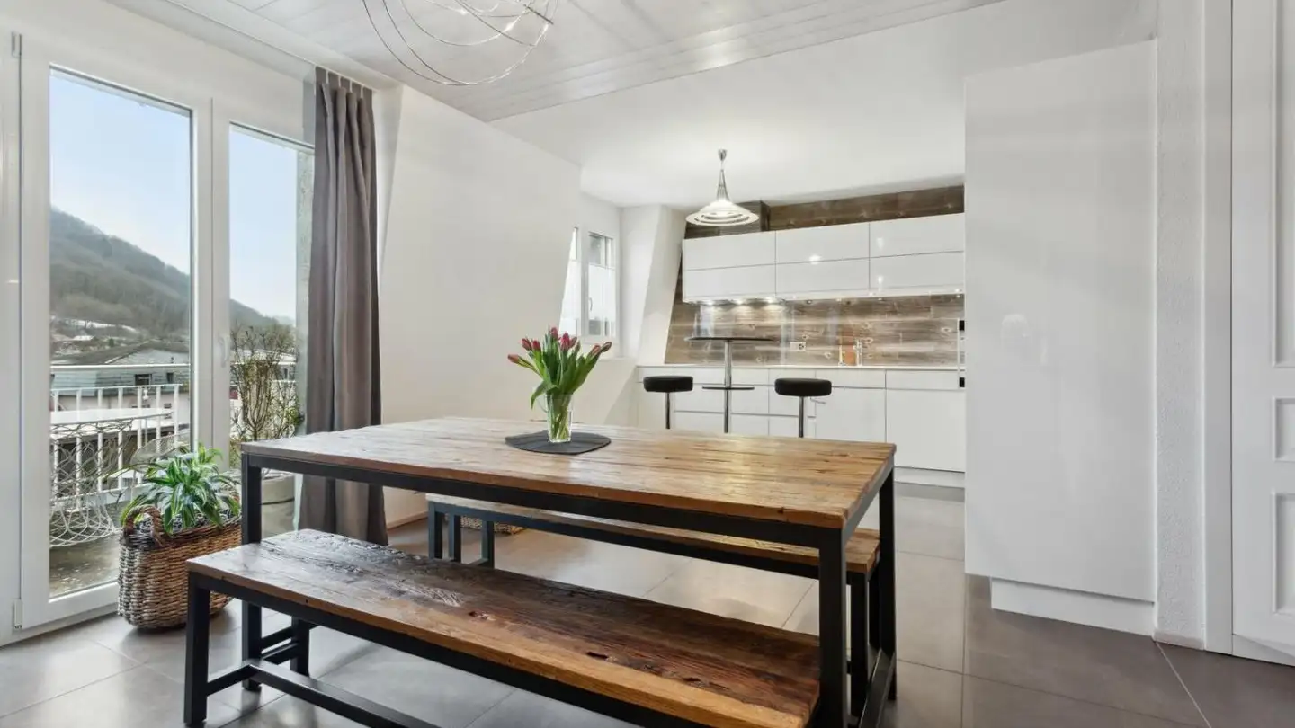 Apartment for sale - 1786 Sugiez