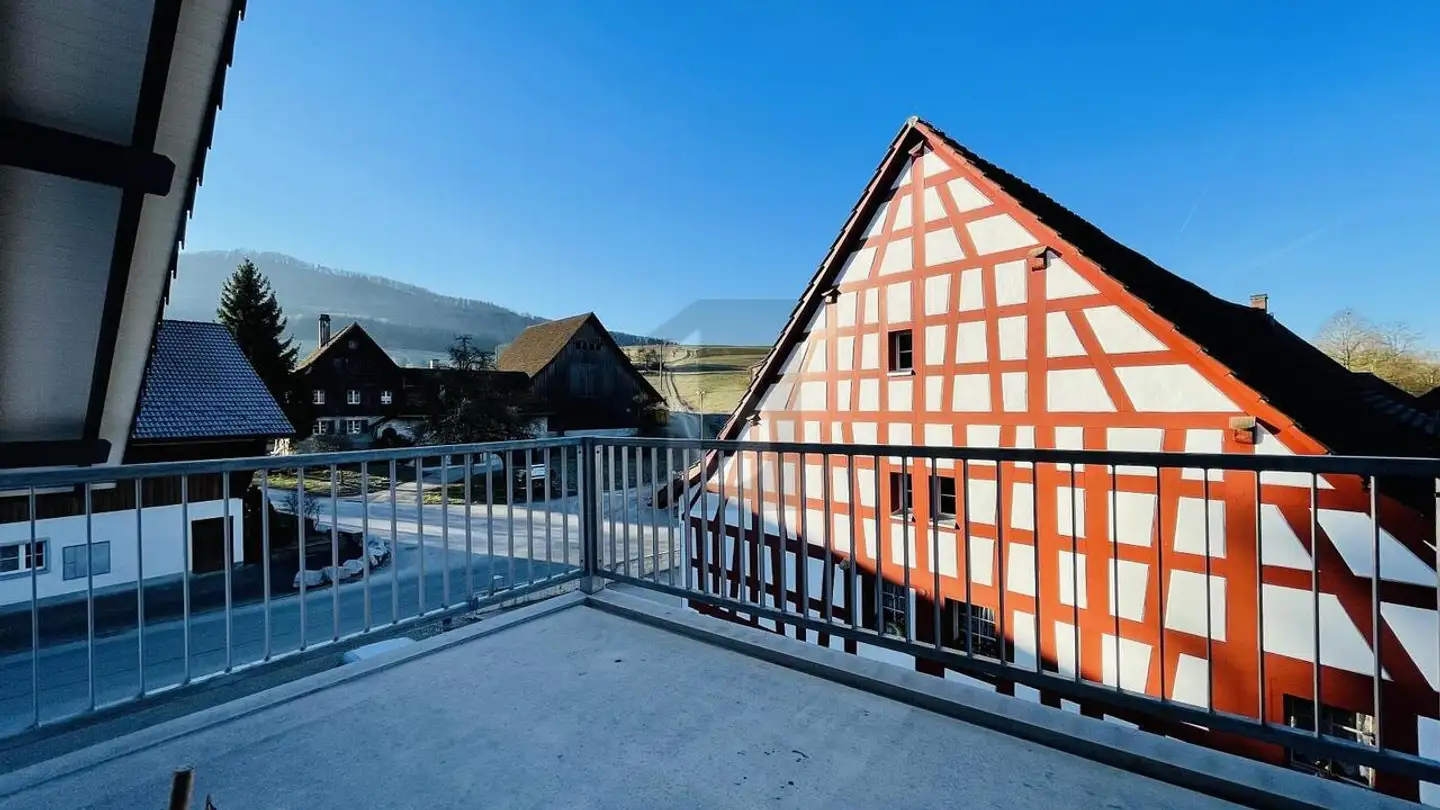 Attique à louer - 8228 Beggingen