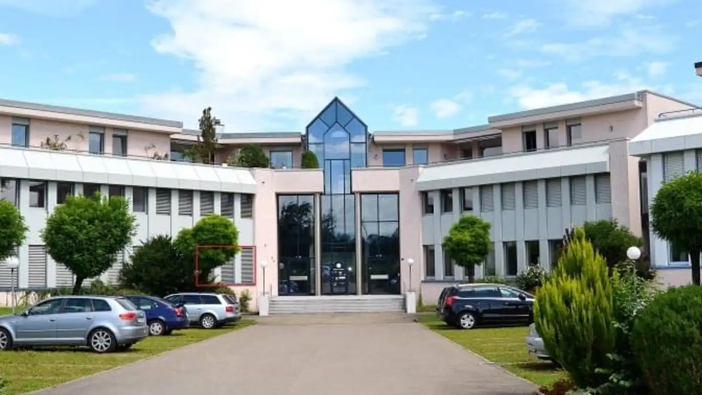 Office space for rent - Rosengartenstrasse 4, 8608 Bubikon