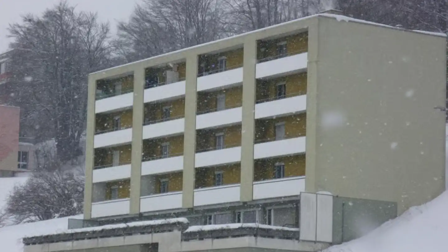 Commercial for rent - Rue Du Beau-Temps 8, 2300 La Chaux-de-Fonds