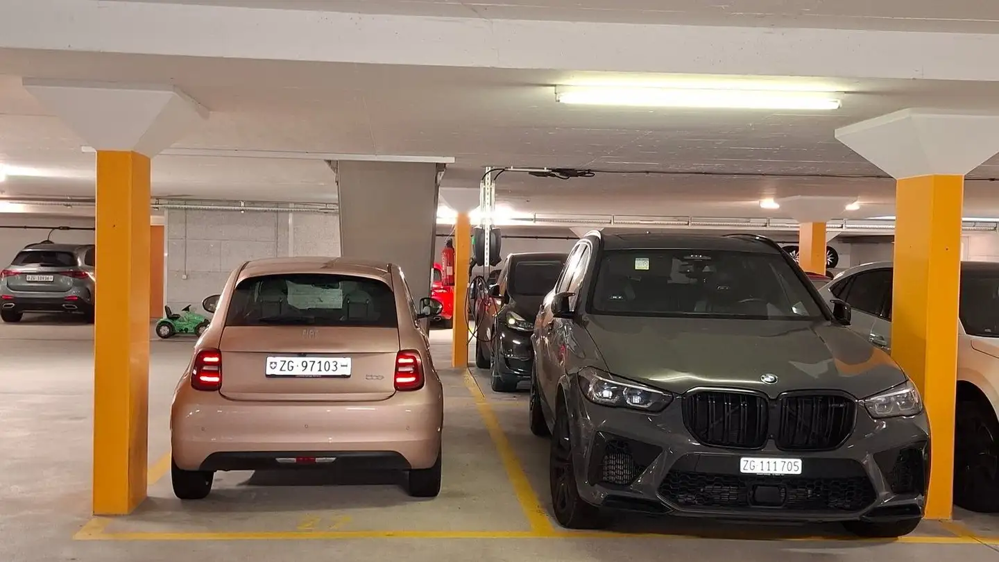 Underground parking space for rent - Rigistrasse 2, 6312 Steinhausen