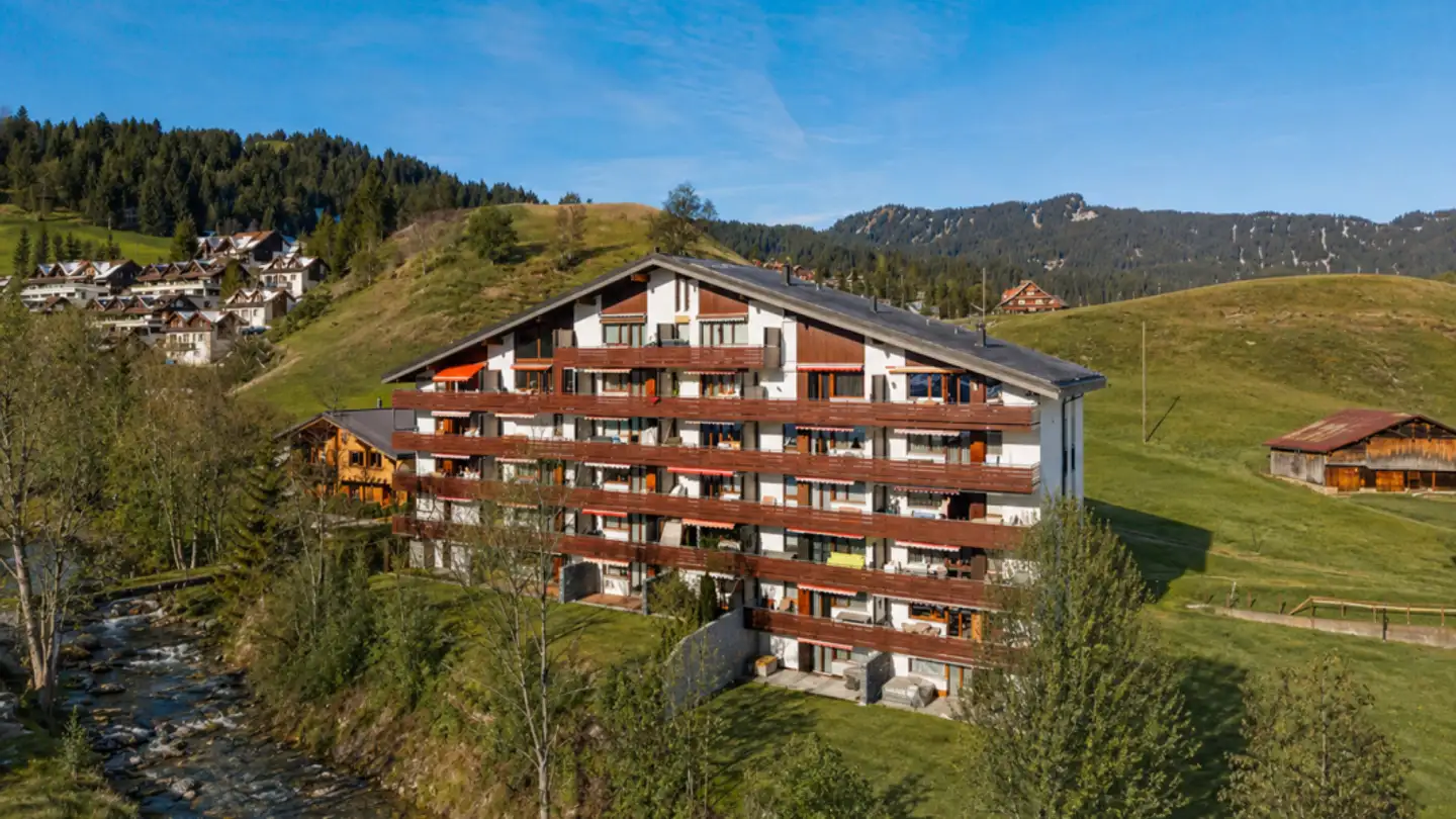 Duplex for sale - Spätzerenstrasse 3, 8843 Oberiberg