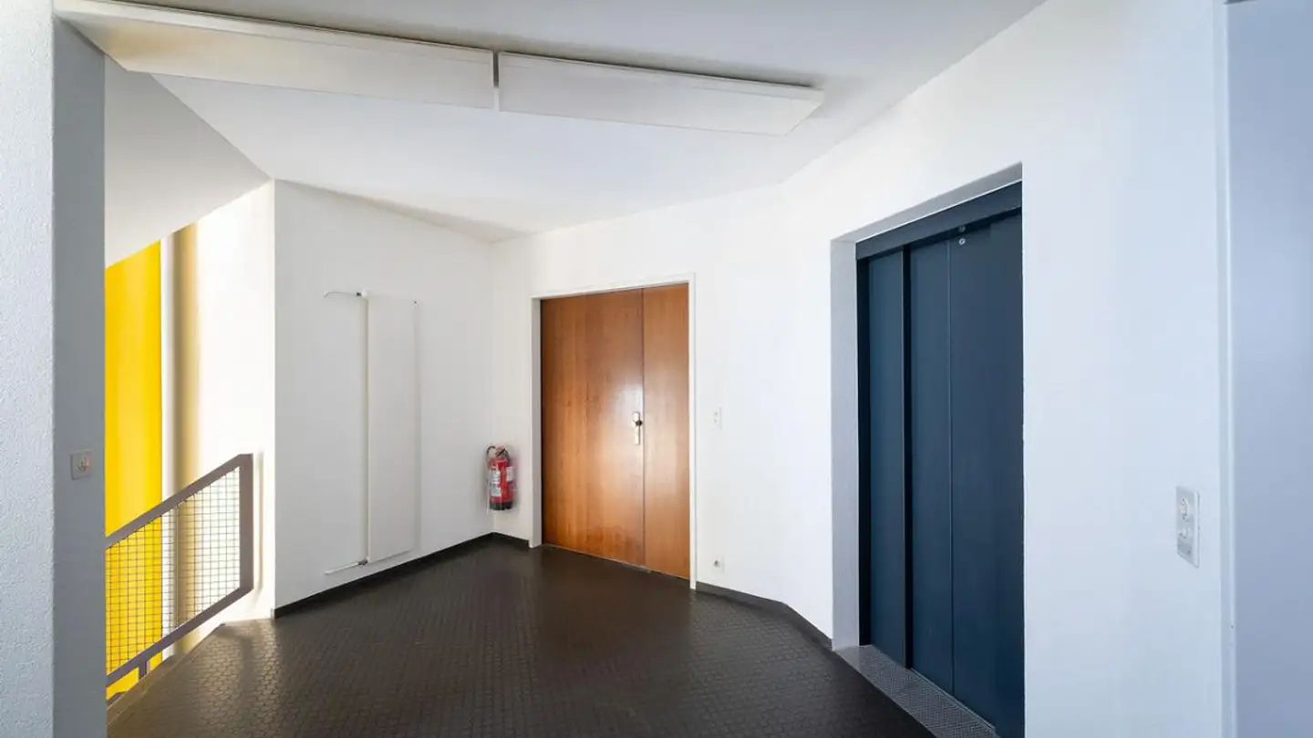 Bürofläche mieten - Grabenackerstrasse 15, 4142 Münchenstein - Foto 2