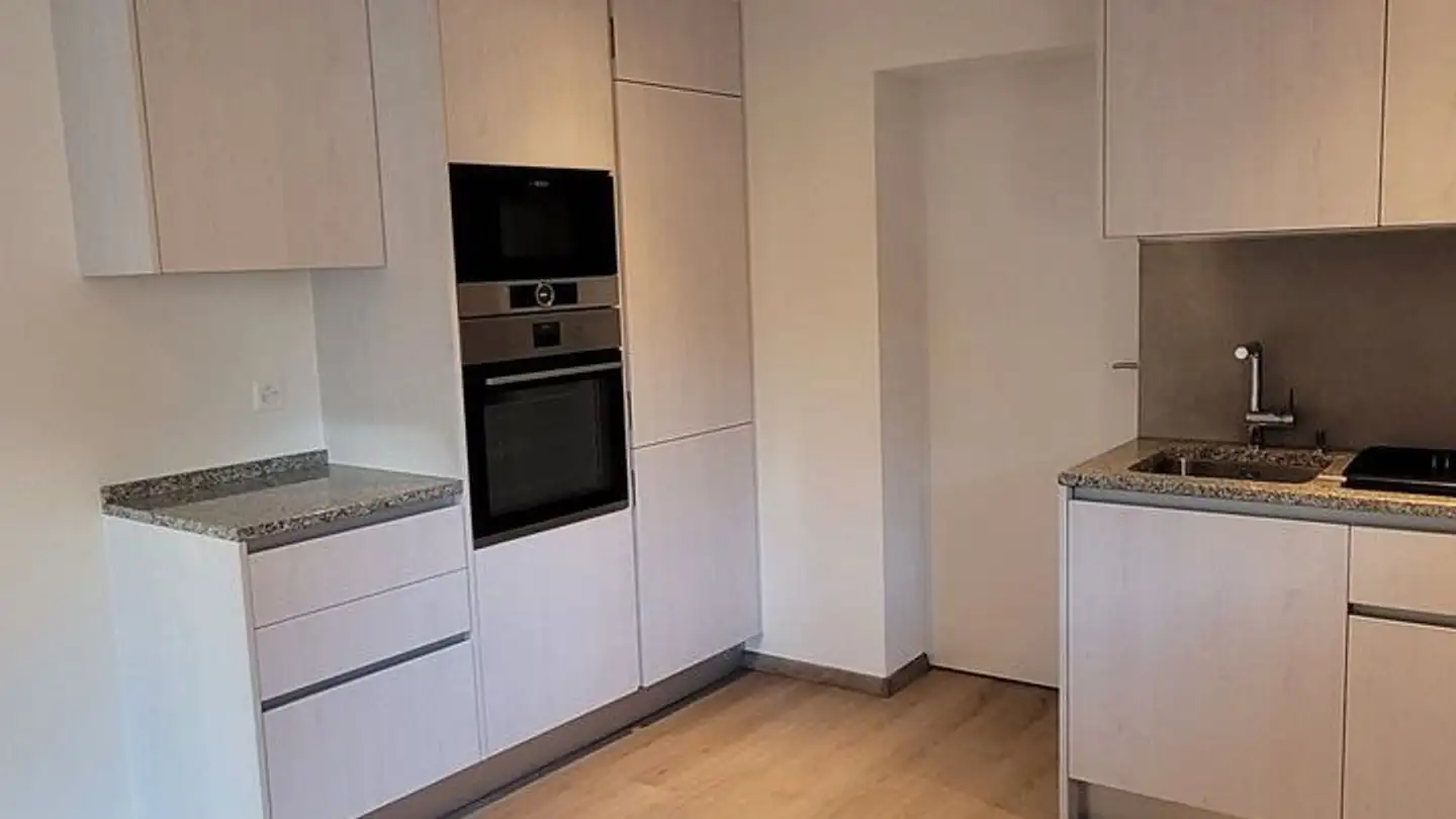 Duplex for rent - Rue Du Fuidjou 2, 3966 Chalais - Photo 3