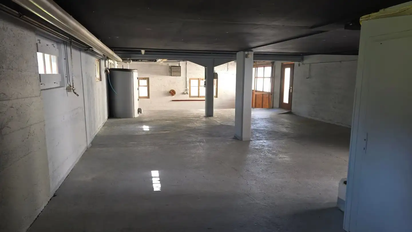 Proprietà industriale in affitto - Gommiswalderstrasse 8, 8725 Ernetschwil
