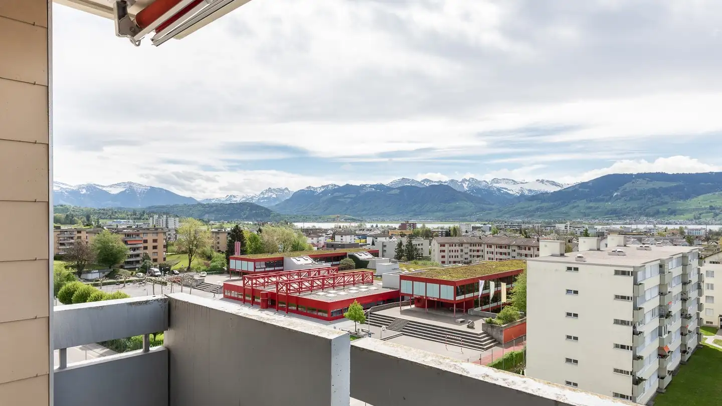 Appartement à louer - Oberwiesstrasse 5, 8645 Jona