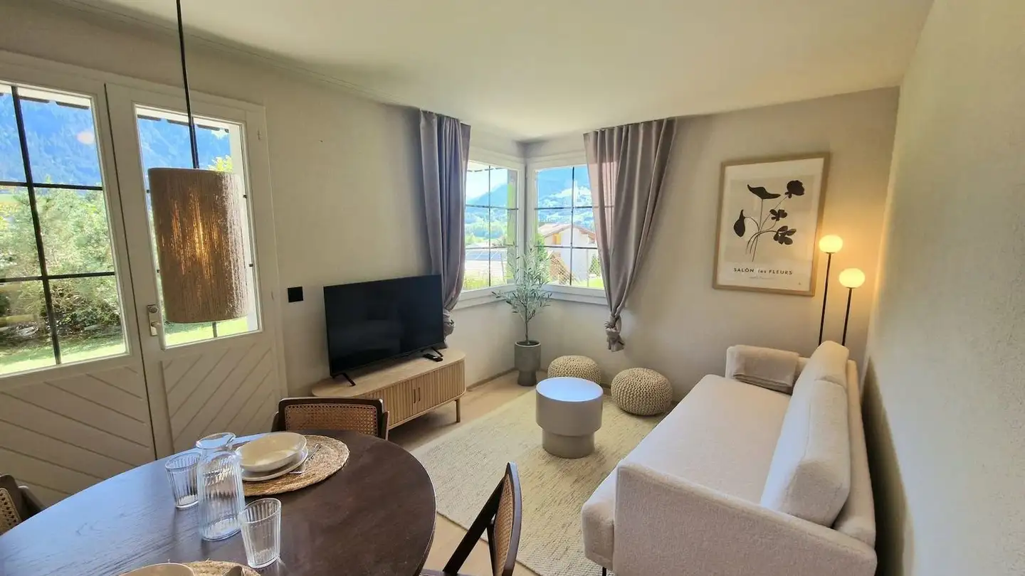 Appartamento in vendita - Via Casti 34, 7151 Schluein