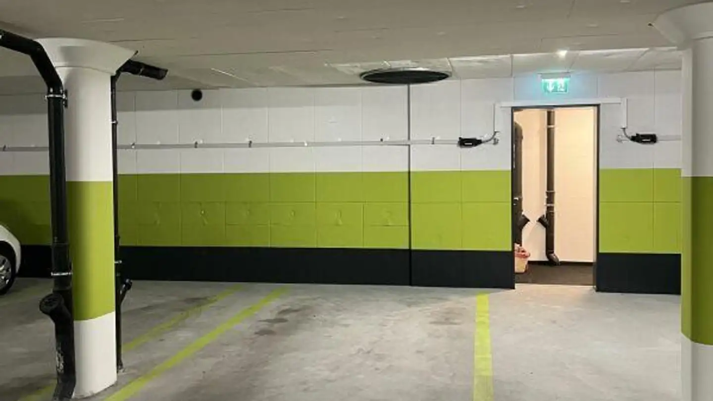 Place de parking souterraine à louer - Wolfgrubenstrasse 21, 5742 Kölliken