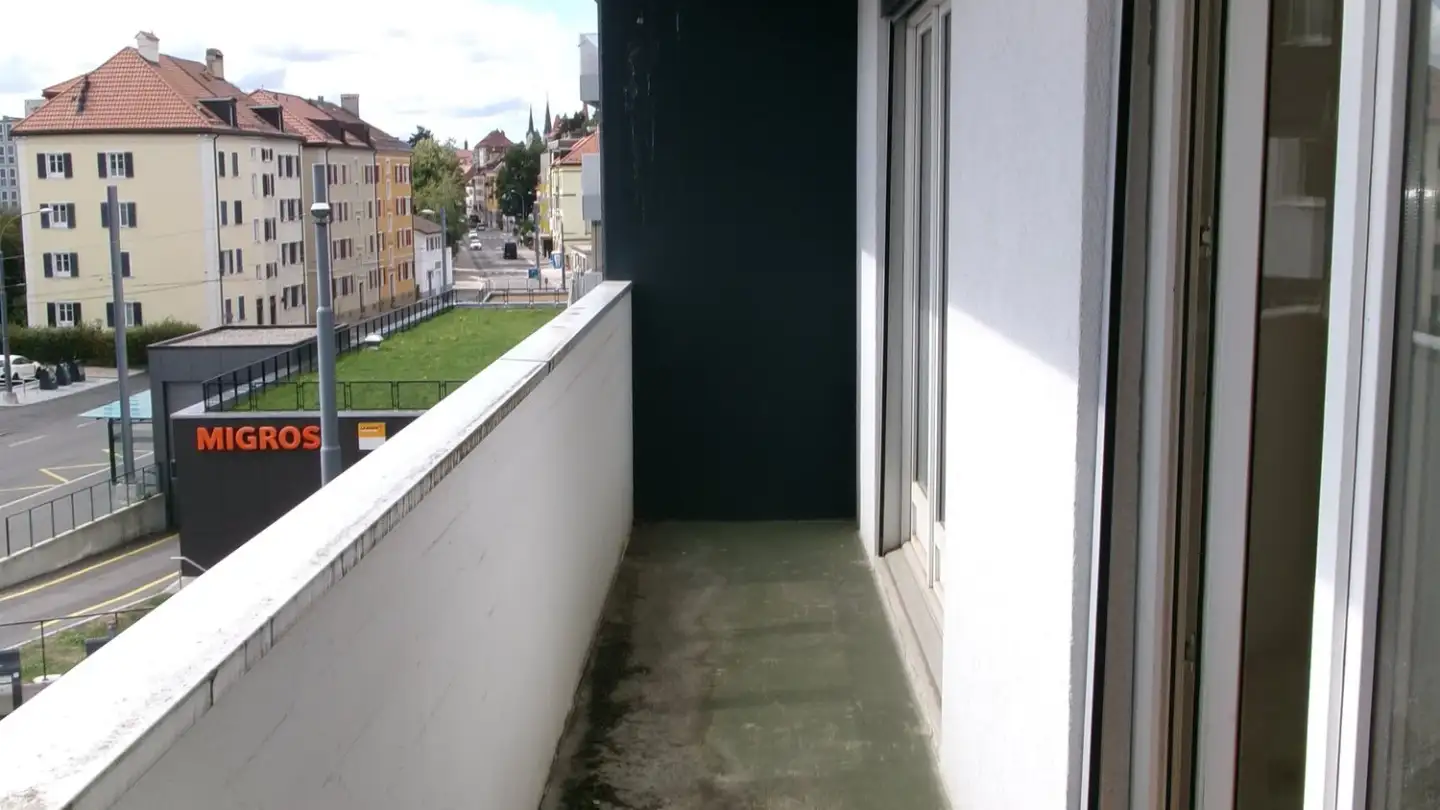 Wohnung mieten - Rue De La Charrière 73, 2300 La Chaux-de-Fonds - Foto 3