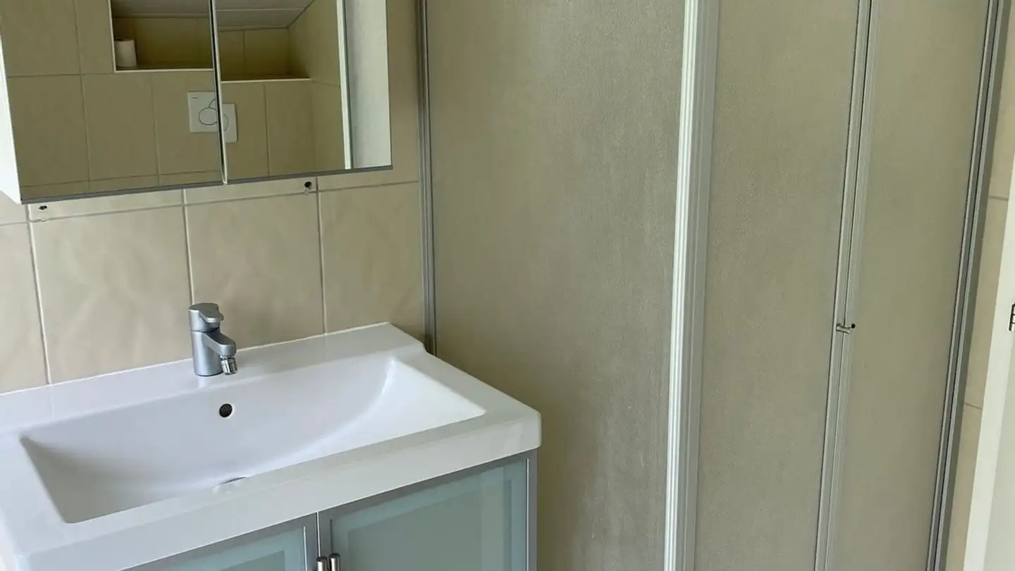 Appartement à louer - Chemin Neuf, 1897 Les Evouettes - Photo 4