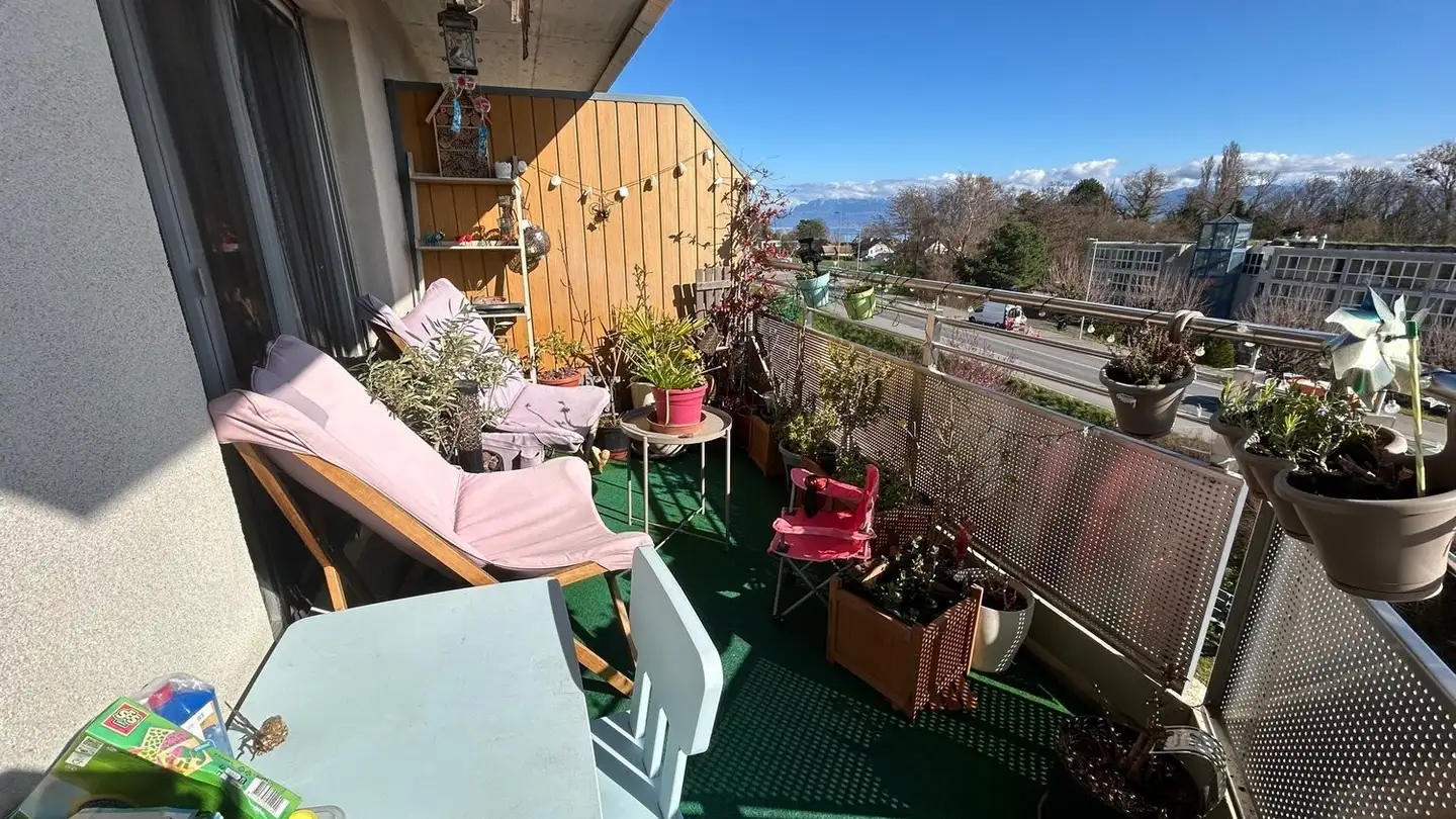 Apartment for rent - 1185 Mont-sur-Rolle - Photo 4