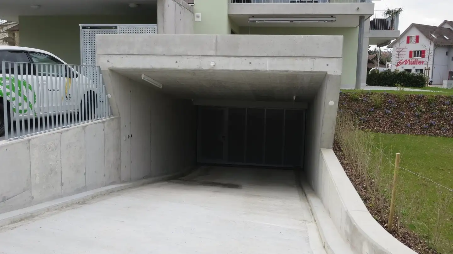 Place de parking extérieure à louer - Zopfweg 2, 5033 Buchs AG - Photo 2