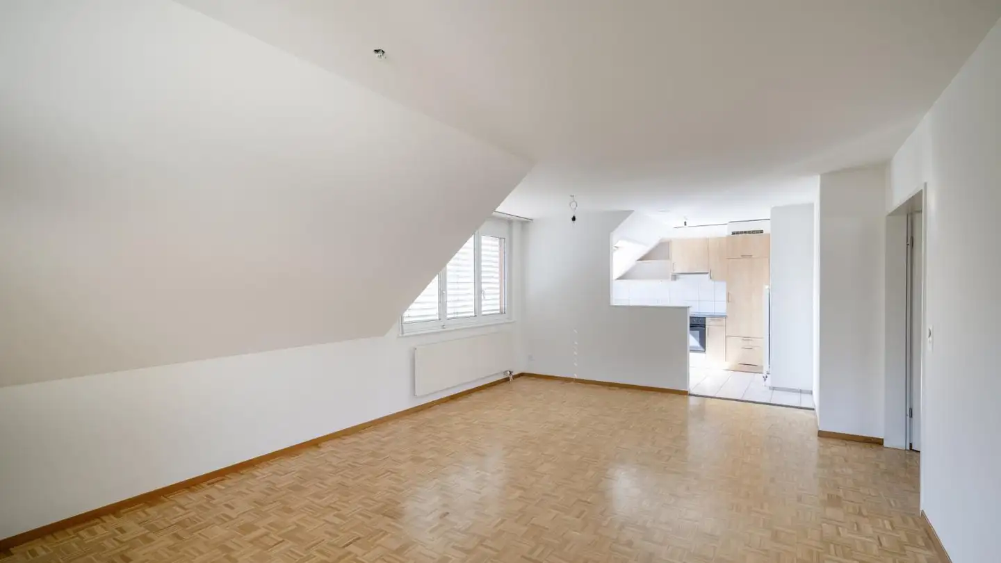 Attic flat for rent - Baselstrasse 128, 4242 Laufen - Photo 4