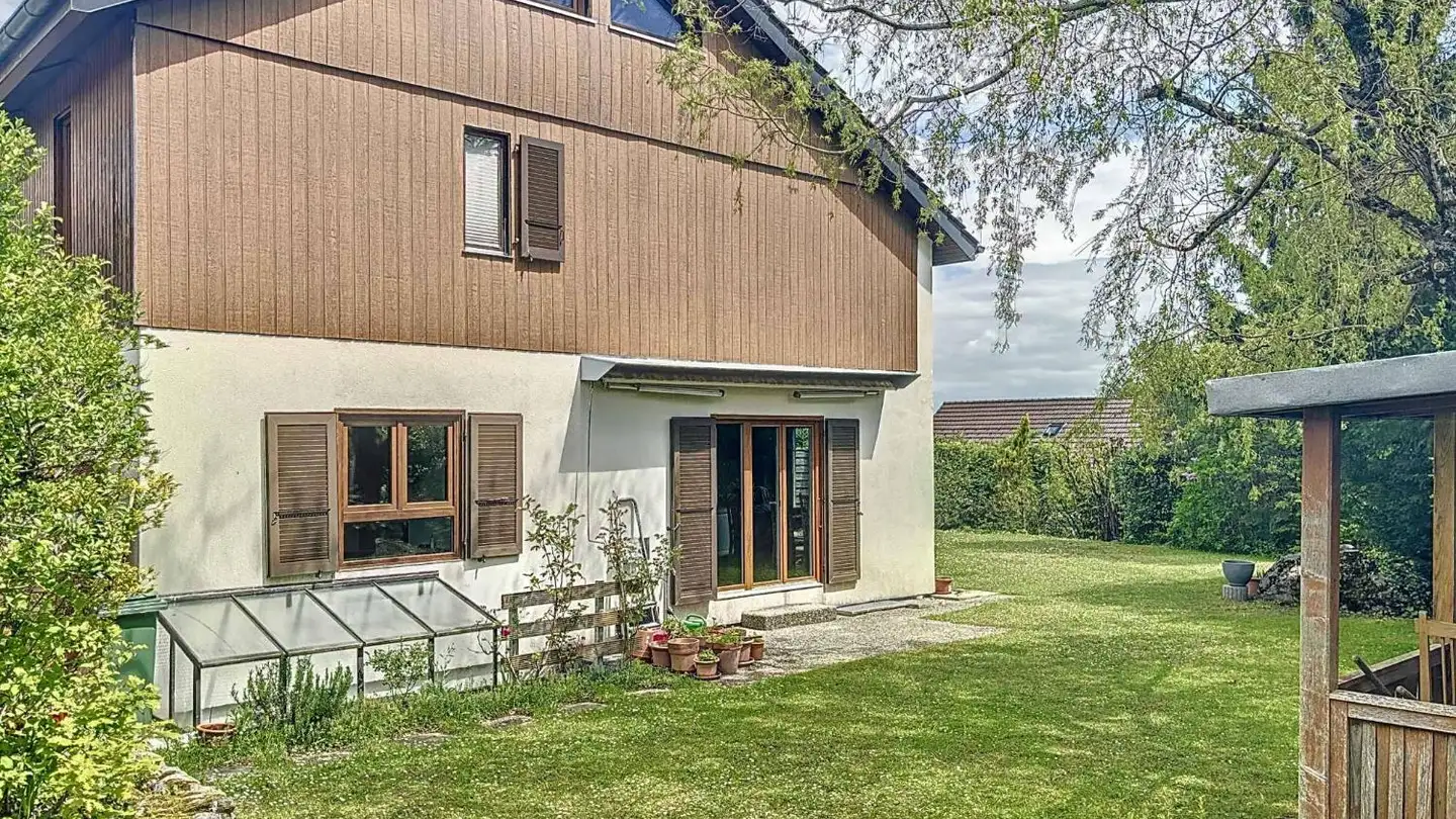 Reihenhaus mieten - Chemin Des Pervenches 12, 1269 Bassins