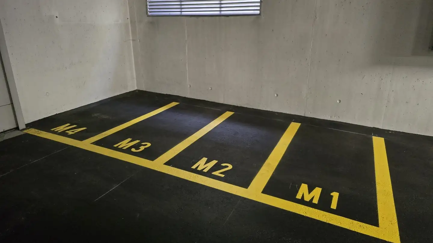 Single garage for rent - Sandstrasse 2b, 8105 Watt