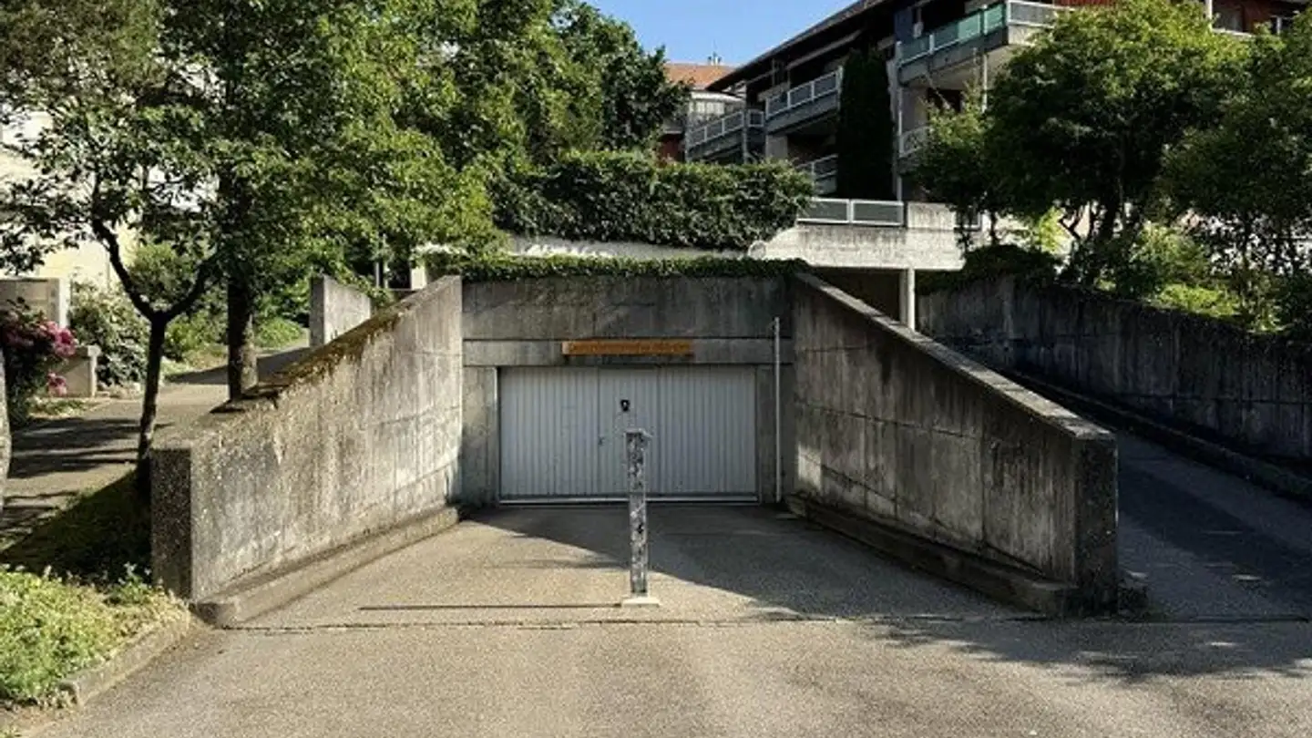 Indoor motorbike parking space for rent - Zälglistrasse 8, 3202 Frauenkappelen