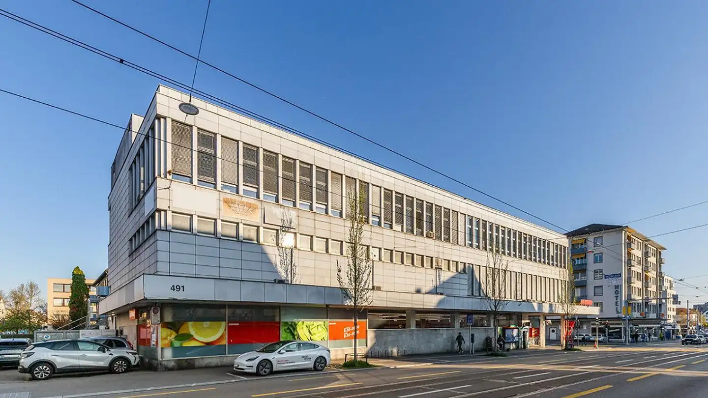 Commercial for rent - Schaffhauserstrasse 481, 8052 Zürich