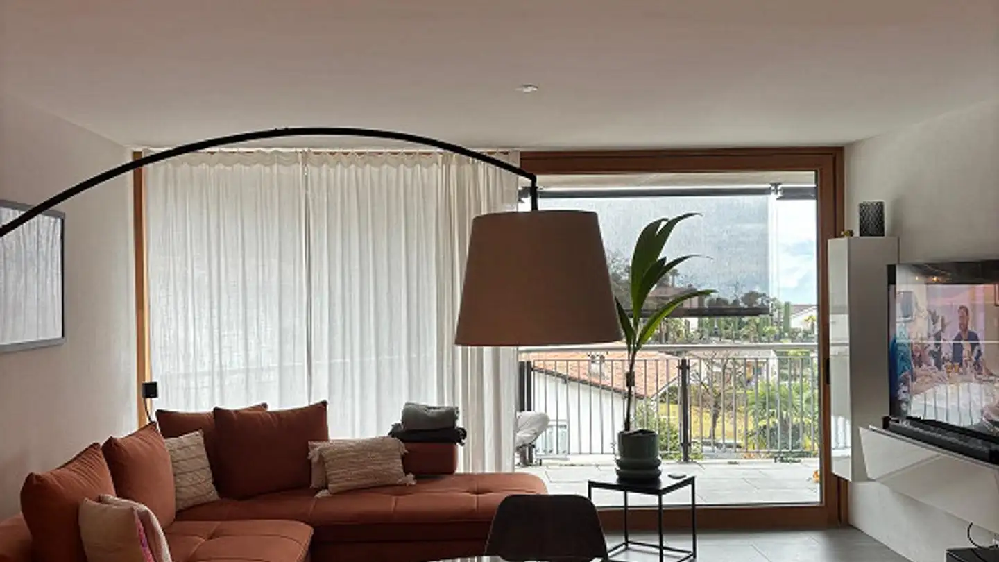 Wohnung mieten - Via Enrico Pestalozzi 21, 6618 Arcegno - Foto 2