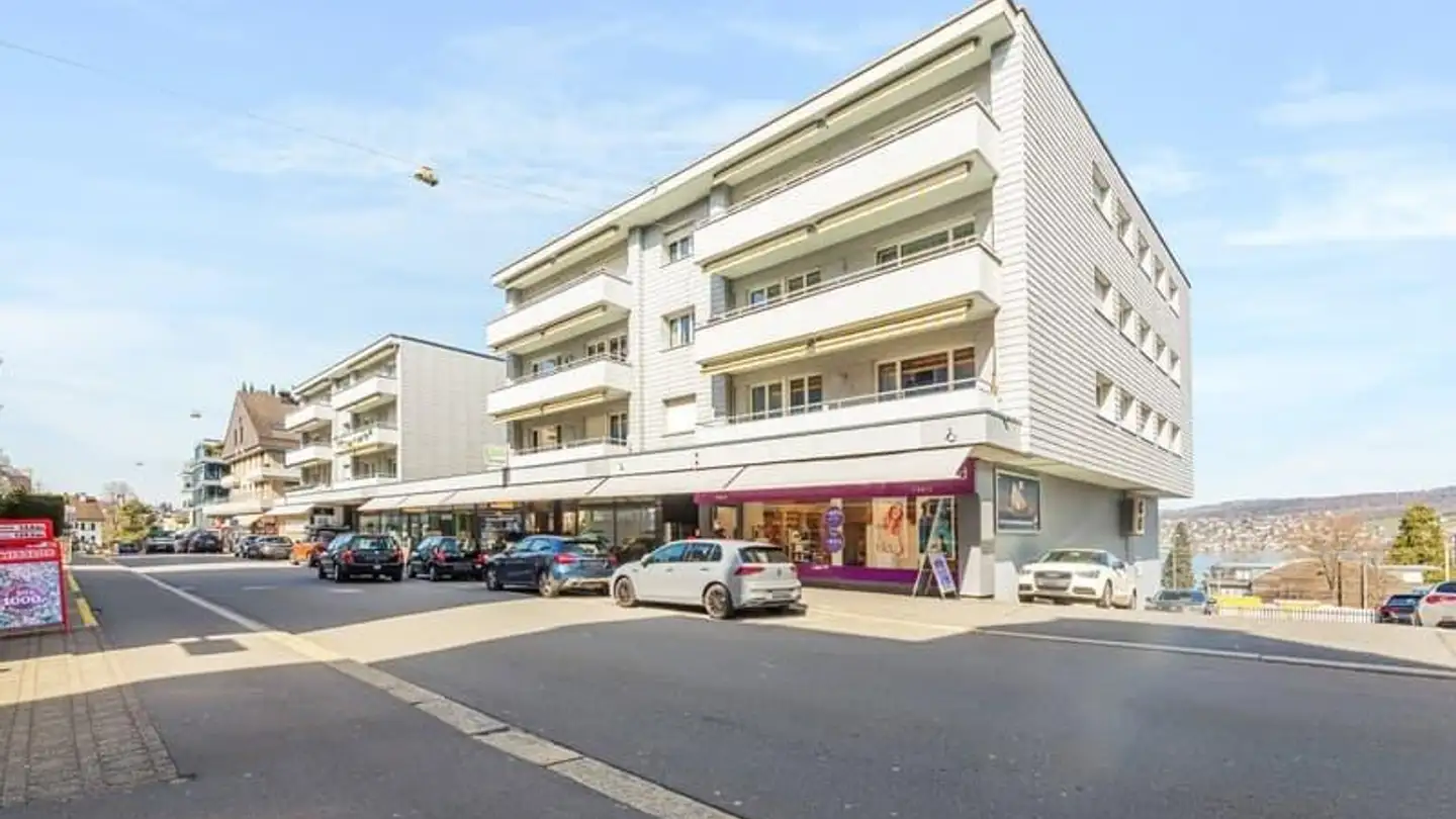 Place de parking souterraine à louer - Gotthardstrasse 42, 8800 Thalwil