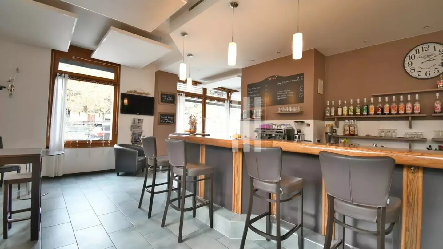 Shop for rent - Rue Du Château-Vieux, 1870 Monthey - Photo 2