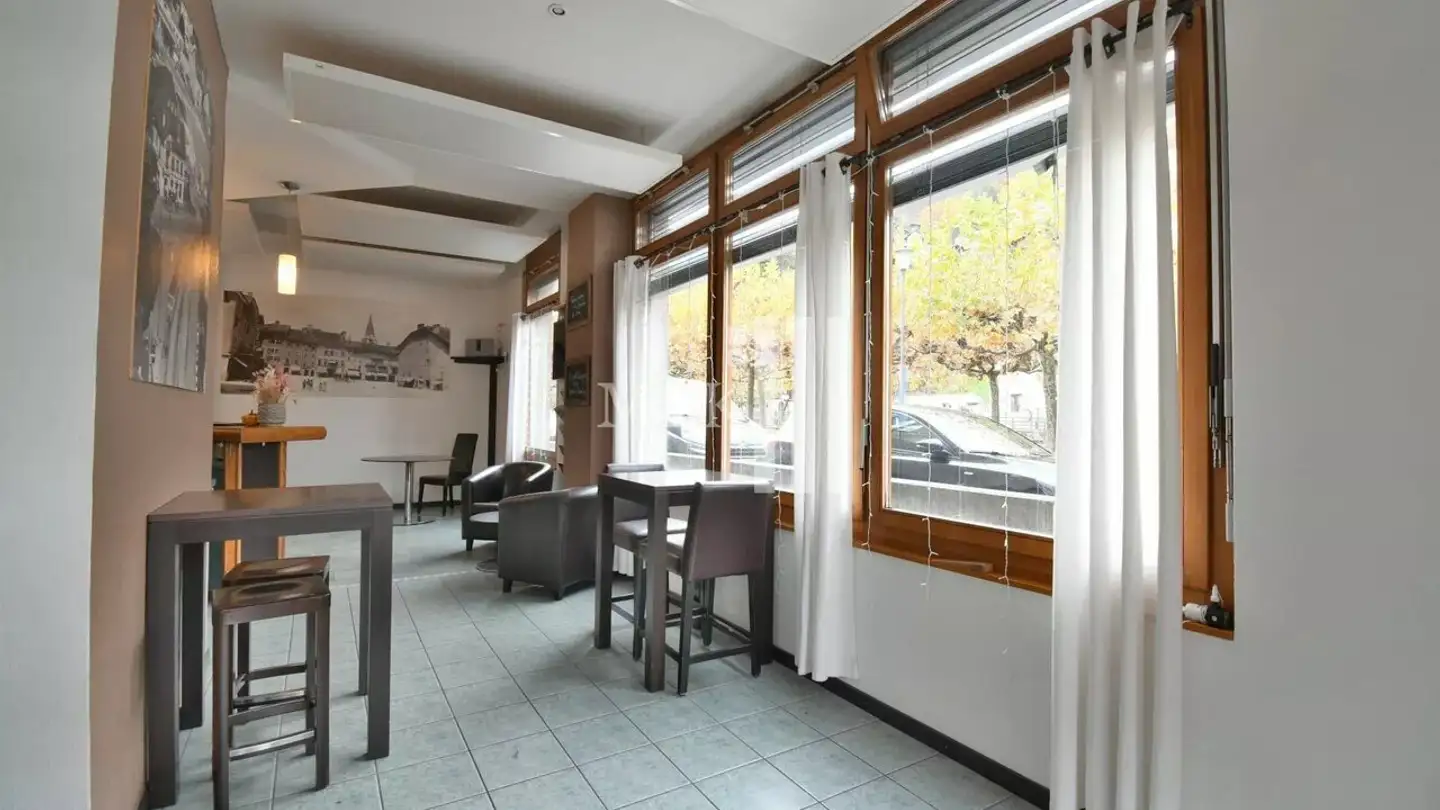 Shop for rent - Rue Du Château-Vieux, 1870 Monthey - Photo 3