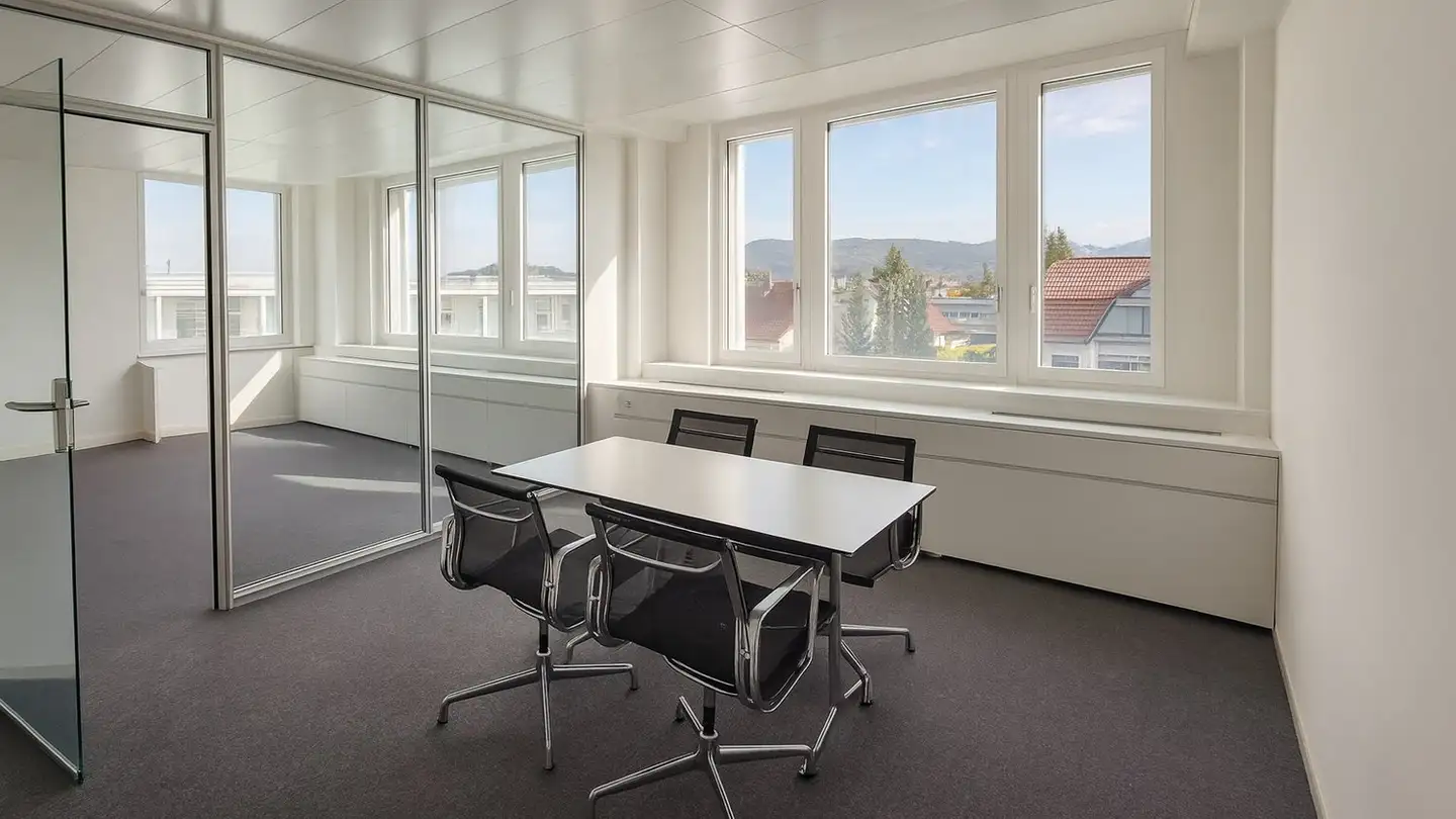 Office space for rent - Austrasse 2, 4153 Reinach BL - Photo 2