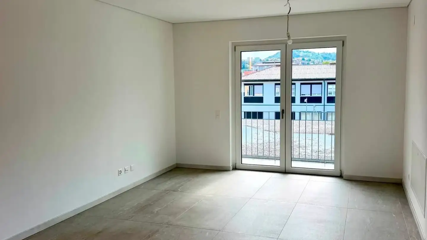 Apartment for rent - Via Dei Canova 5, 6830 Chiasso - Photo 4