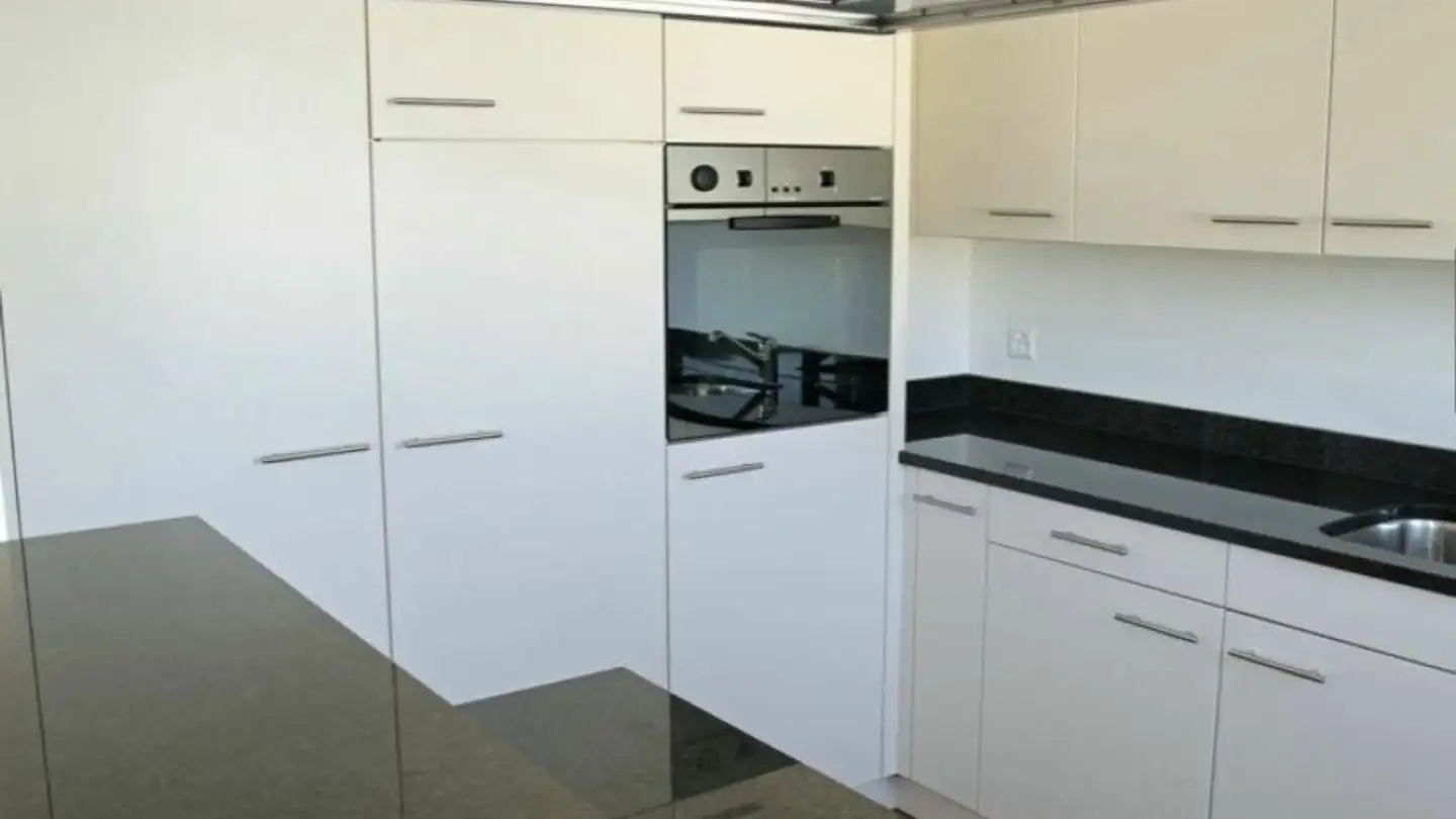 Apartment for rent - Zürcherstrasse 27, 8854 Siebnen - Photo 2