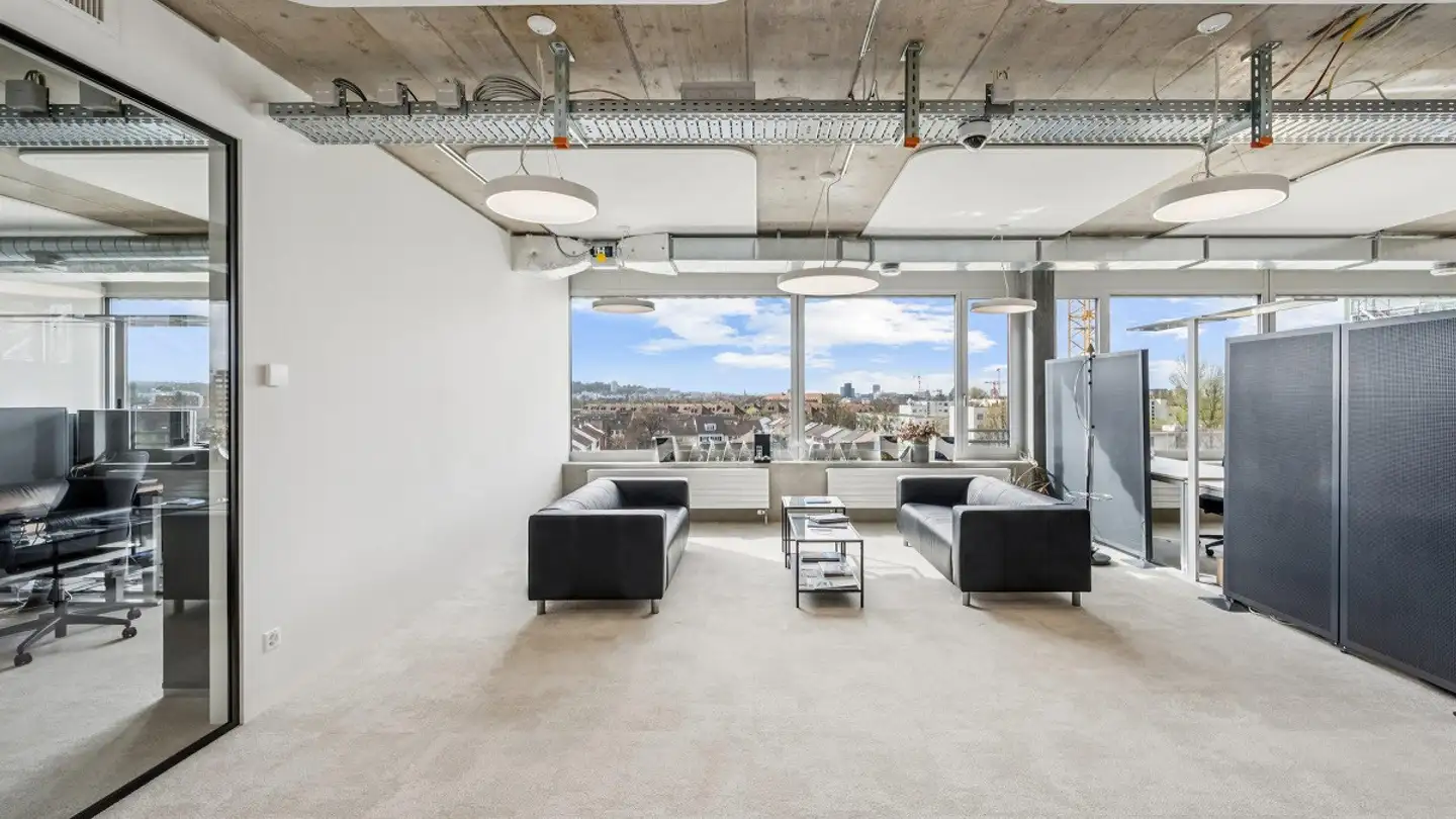 Office space for rent - Birsfelderstrasse 44, 4132 Muttenz