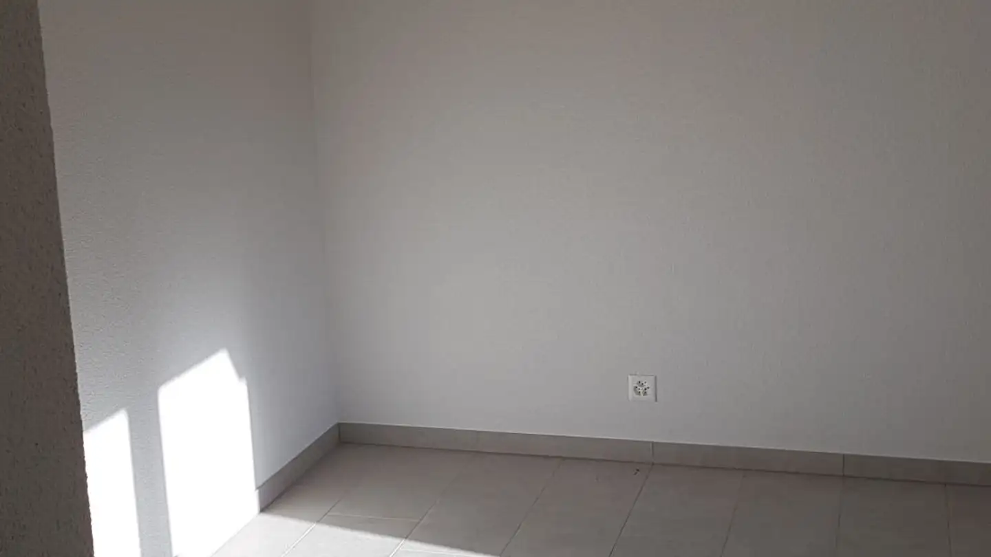 Apartment for rent - Chemin De La Baume, 2016 Cortaillod - Photo 4