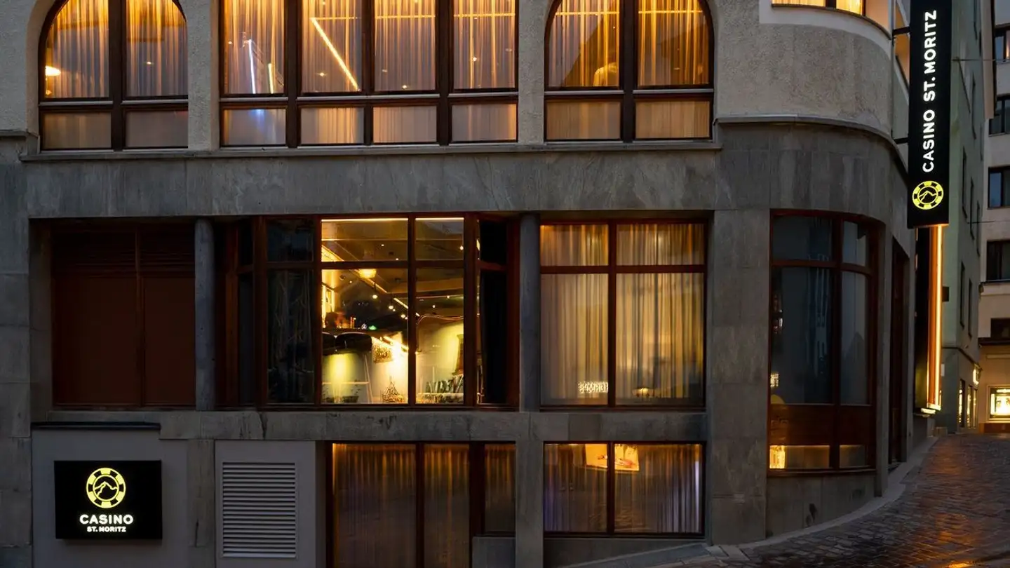 Commerciale in affitto - Via Veglia 3, 7500 St. Moritz - Photo 2