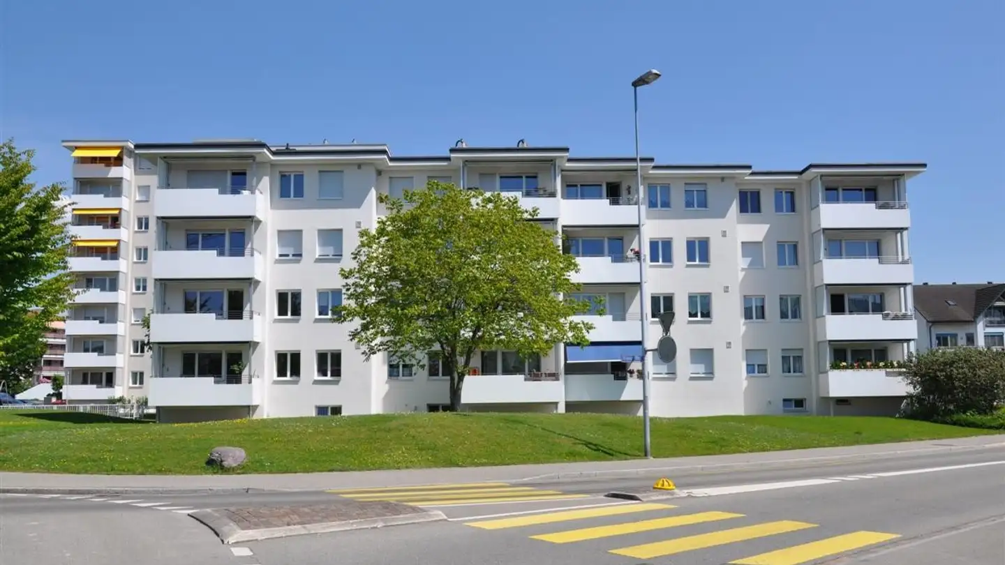 Parcheggio esterno in affitto - Feldeggstrasse 1, 8645 Jona