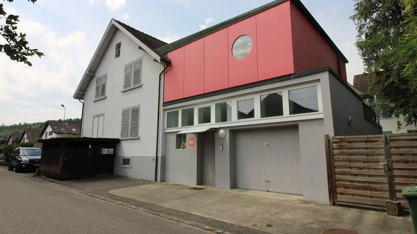 Residential building for sale - 5210 Windisch