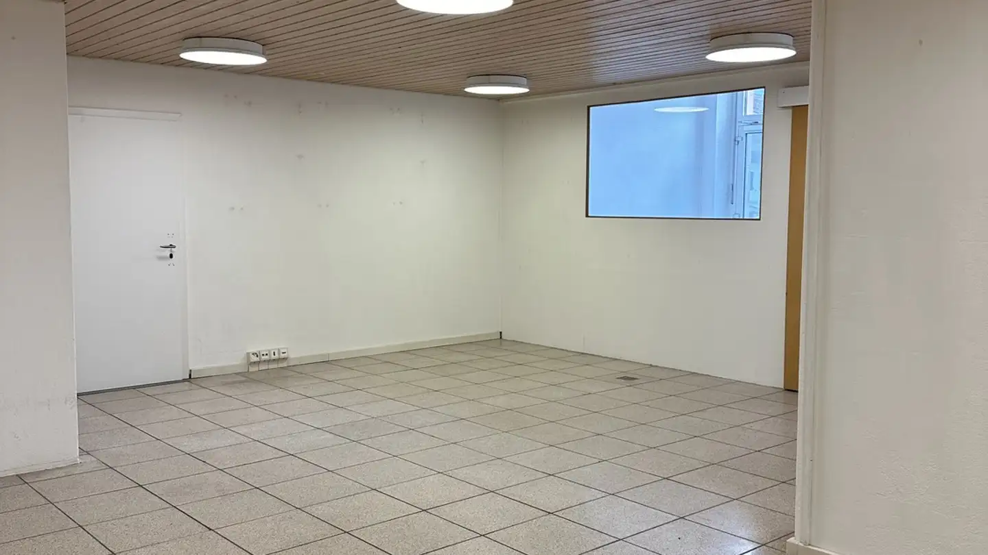 Magasin à louer - Aarauer Strasse 19, 5734 Reinach AG - Photo 4