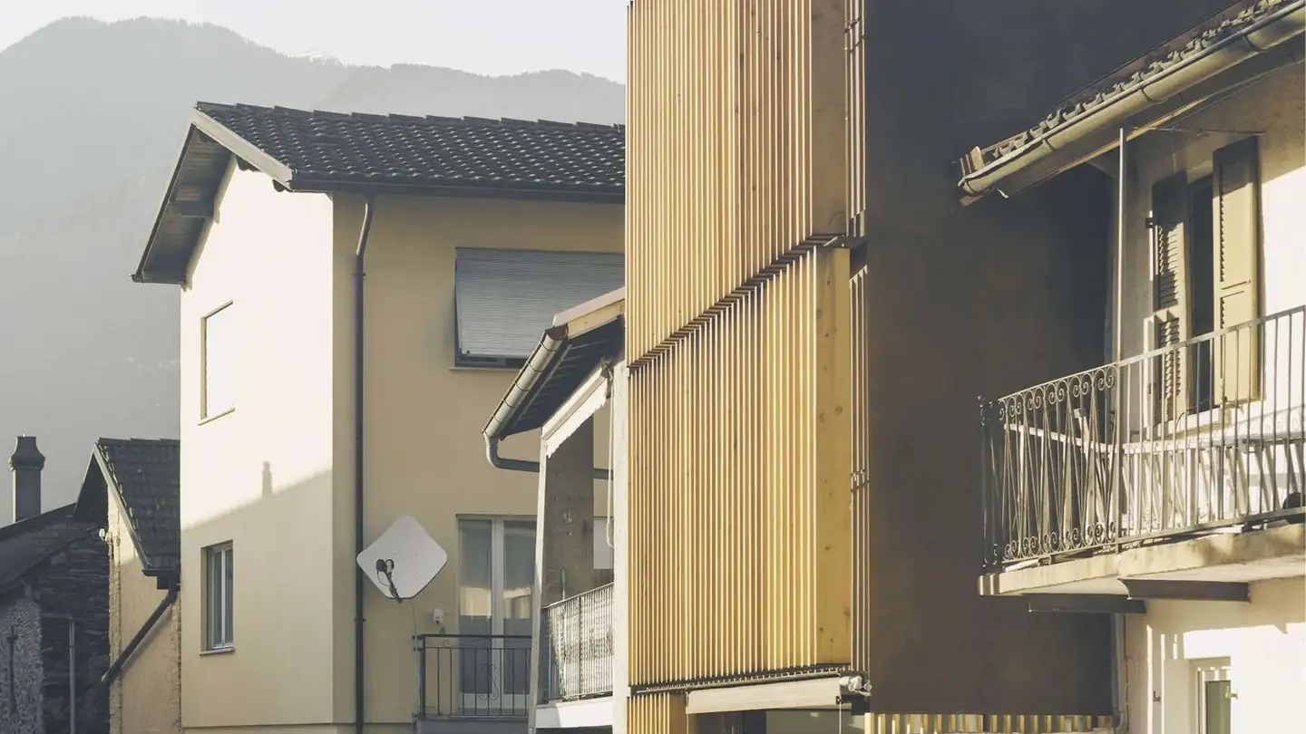 Single house for sale - Piazza Grande, 6512 Giubiasco