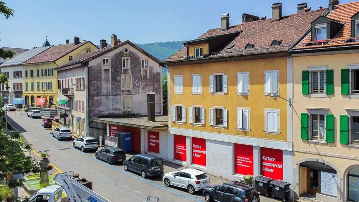 Mischgenutztes Gebäude kaufen - Rue Centrale 8, 1450 Ste-Croix