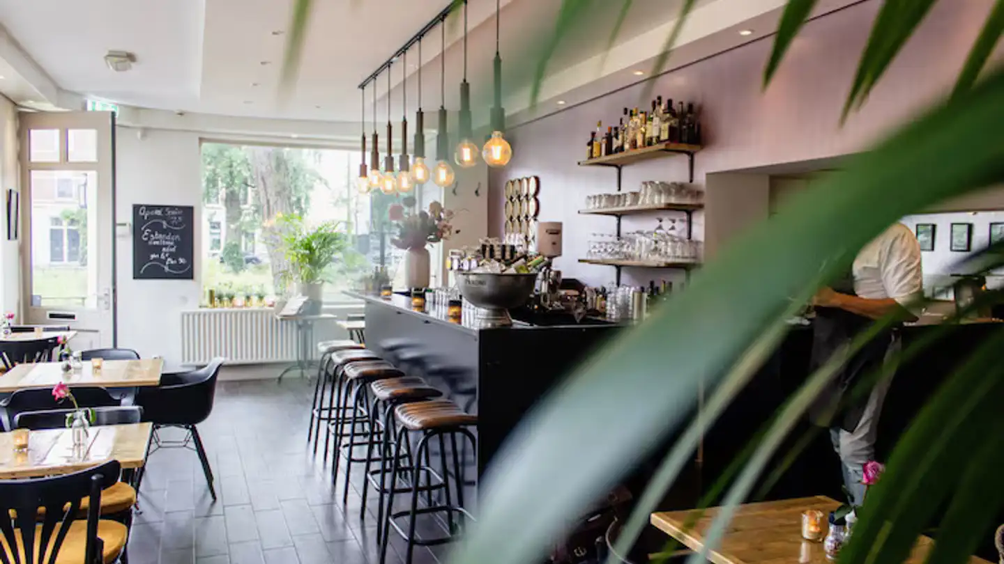 Hôtel à vendre - 1010 Lausanne