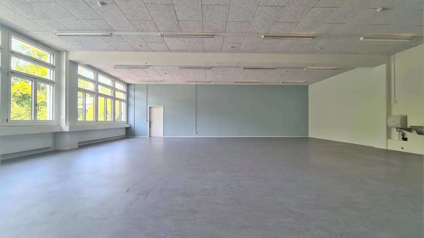 Gewerbe mieten - Benzburweg 22, 4410 Liestal