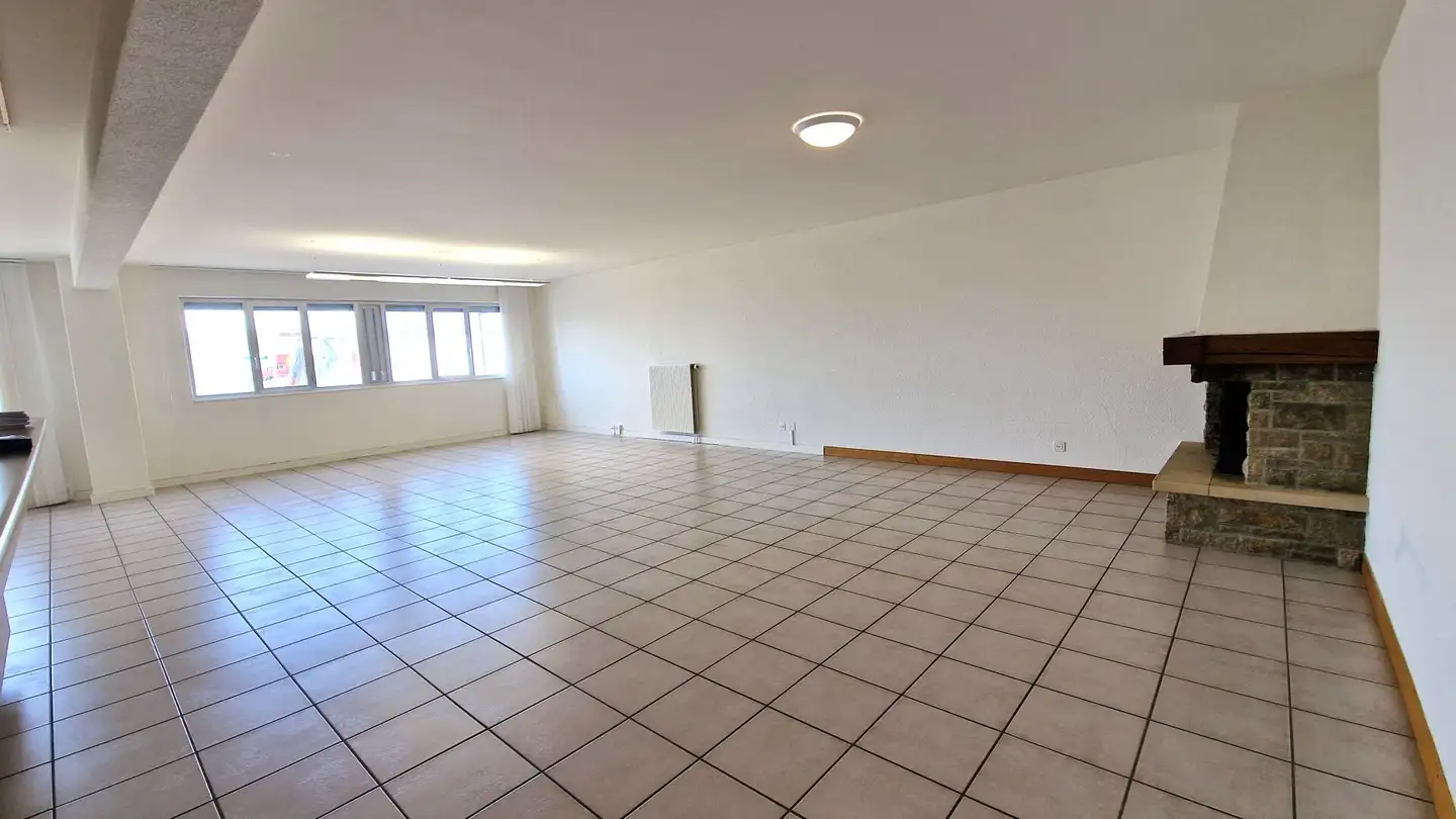 Apartment for rent - Zone Industrielle La Palaz C 34, 1530 Payerne - Photo 2