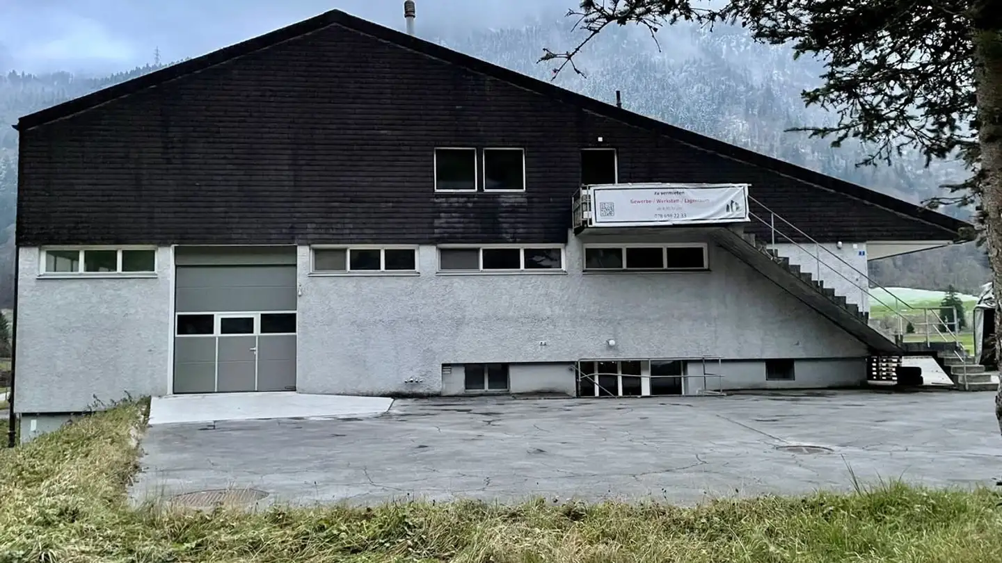 Espace de stockage à louer - Hauptstrasse 3, 8775 Hätzingen