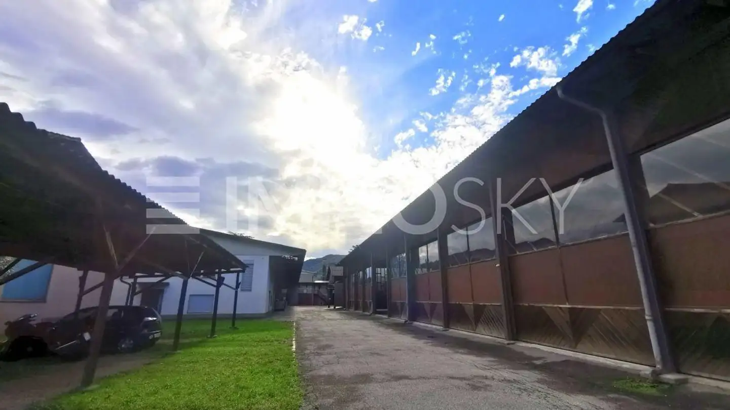 Commercial à vendre - 6828 Balerna