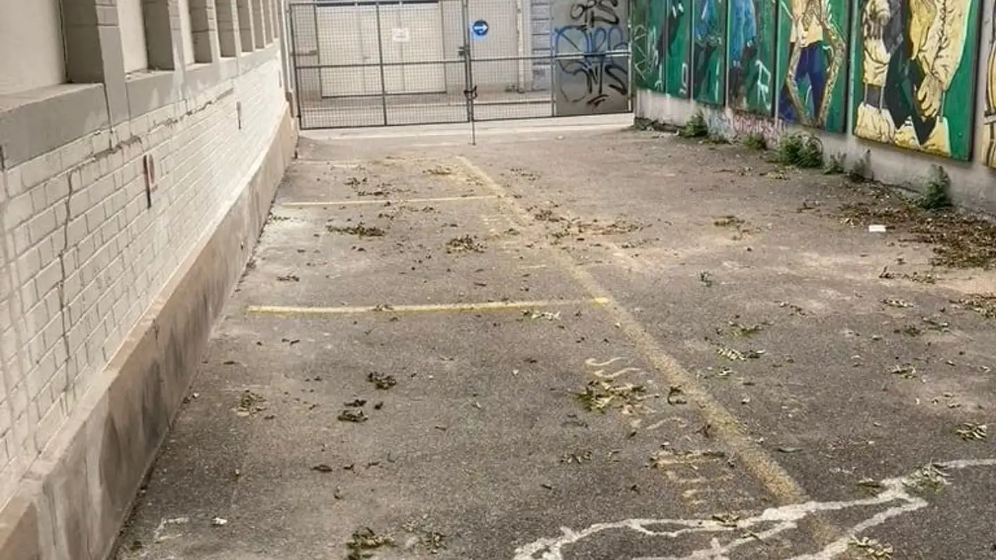 Parcheggio esterno in affitto - Quai Du Haut / Oberer Quai 6, 2503 Biel/Bienne - Photo 3