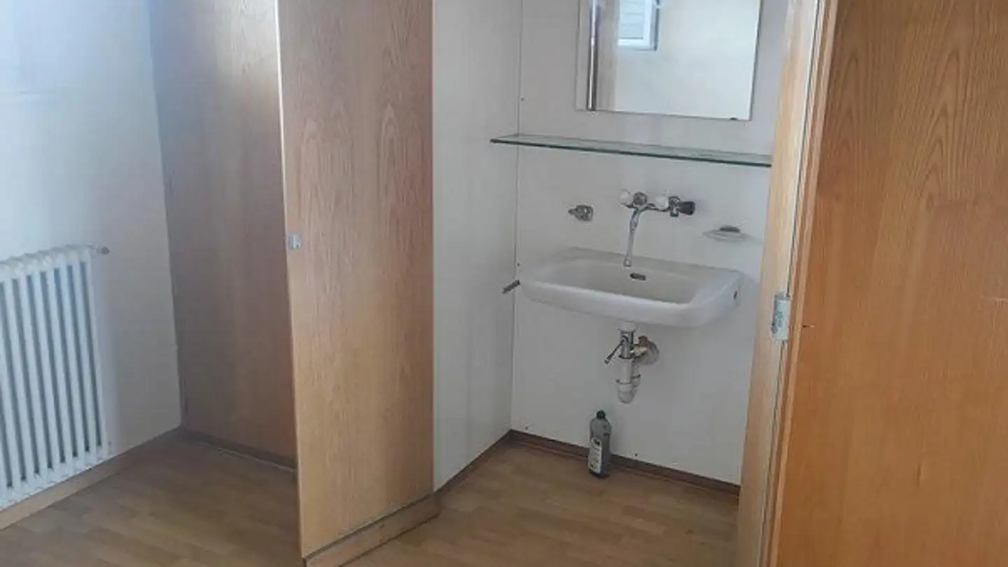 Workshop for rent - Bahnhofstrasse 10, 4106 Therwil - Photo 4