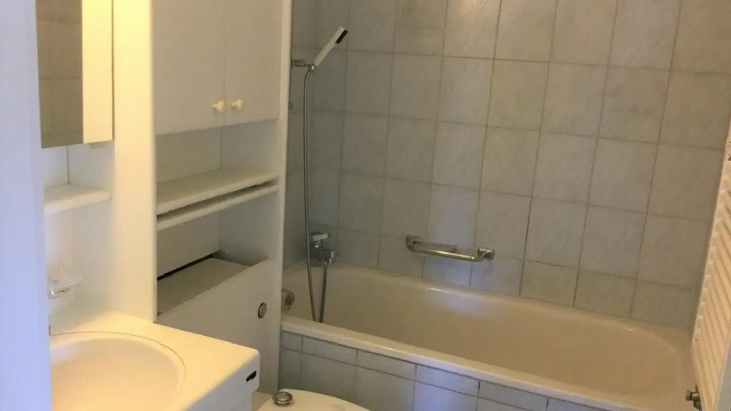 Wohnung mieten - In Huebwiesen 10, 8600 Dübendorf - Foto 4