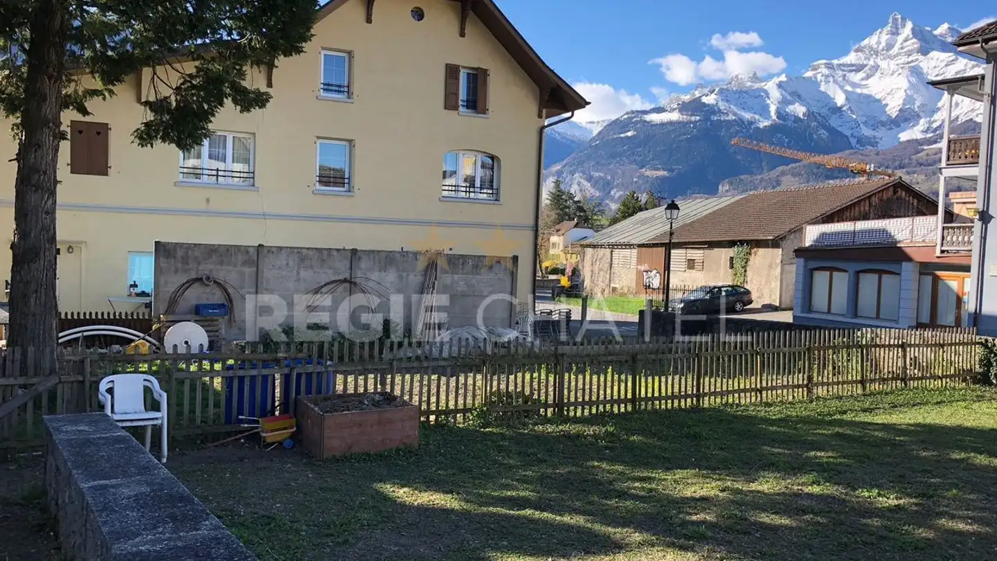 Parcheggio esterno in affitto - Rue de Charpentier, 1880 Bex - Photo 2