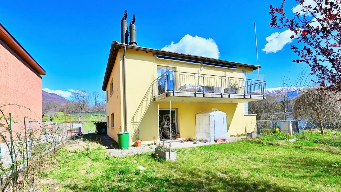 Appartamento in vendita - In Giágh Piánca 24, 6953 Lugaggia