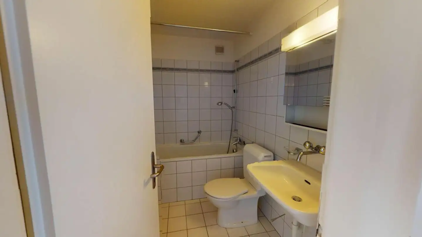 Wohnung mieten - Schwanenfelsstrasse 18, 8212 Neuhausen am Rheinfall - Foto 3