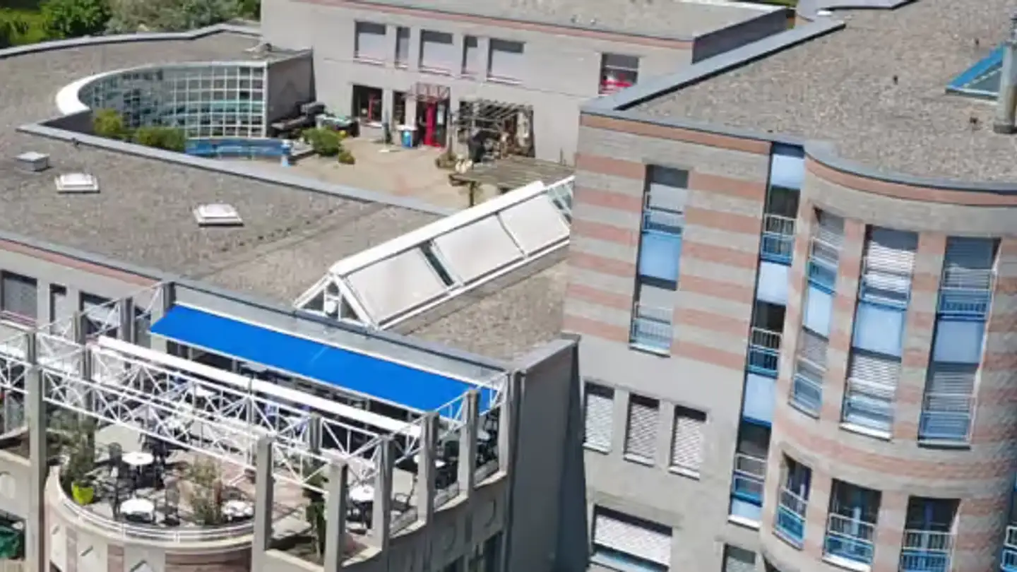 Parcheggio esterno in affitto - Route De La Clochatte 88, 1052 Le Mont-sur-Lausanne