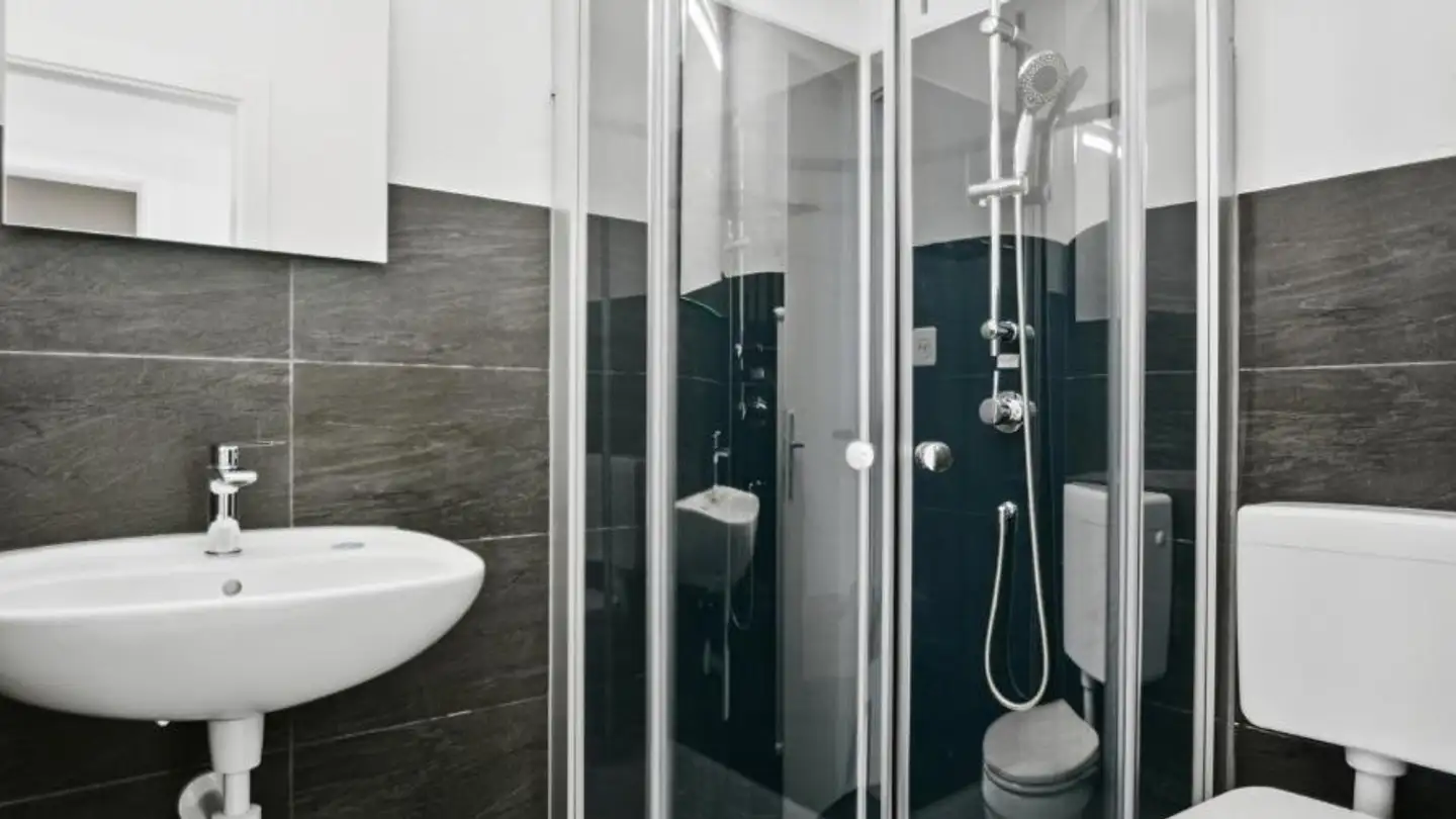 Apartment for rent - Rue Georges-Perrenoud 36, 2400 Le Locle - Photo 4